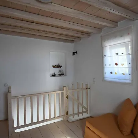 Rogiana By The Pearls Collection * Mykonos Town